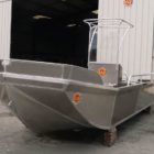 bateau aluminium coque lisse